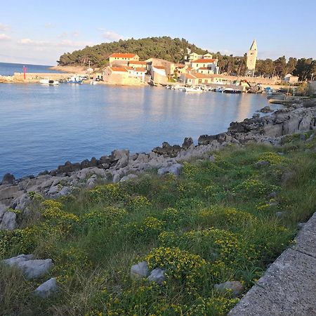 Apartments Suncica Mali Losinj Bagian luar foto